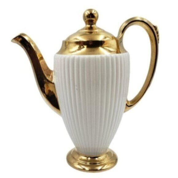 Vintage Royal Winton Grimwades Ceramic White Golden Trim Ribbed Coffee Pot - Picture 1 of 15